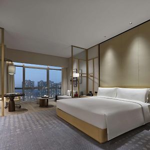 Executive King Room