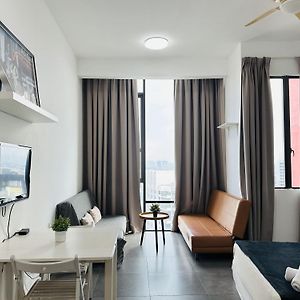 Five Studio - Empire Damansara